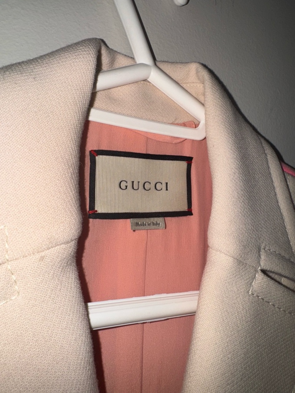 Gucci Pink Wool Blend Pea Coat with Cream Contrast Collar - Picture 3 of 9